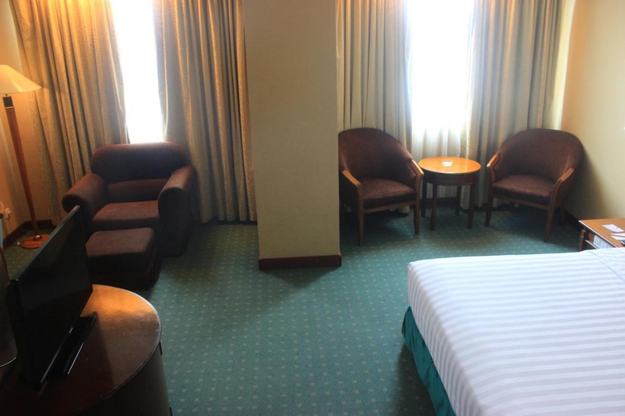 Grand Arkenso Park View Hotel Semarang Eksteriør billede