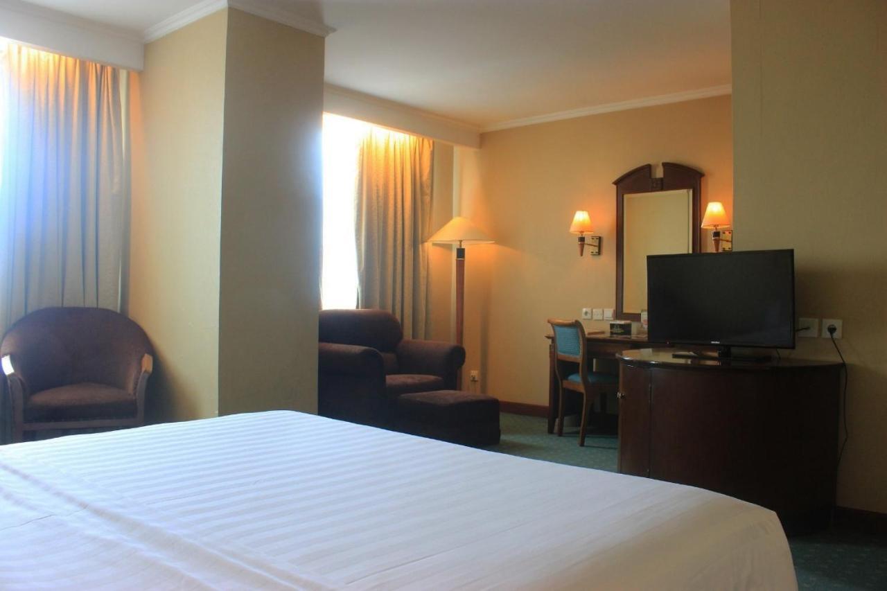 Grand Arkenso Park View Hotel Semarang Eksteriør billede