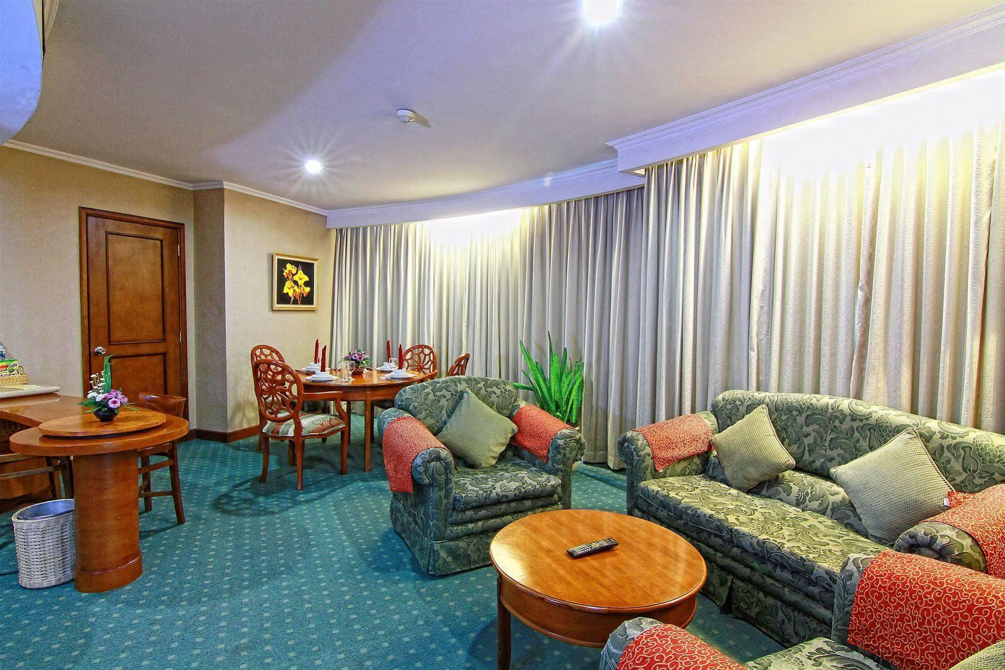 Grand Arkenso Park View Hotel Semarang Eksteriør billede